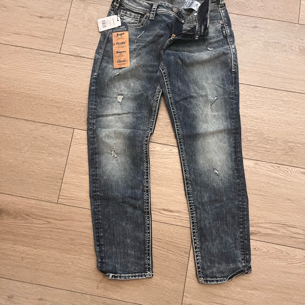 Jeep women’s Distressed Blue Jeans
